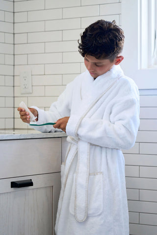 The Signature Robe - Linen Stitch