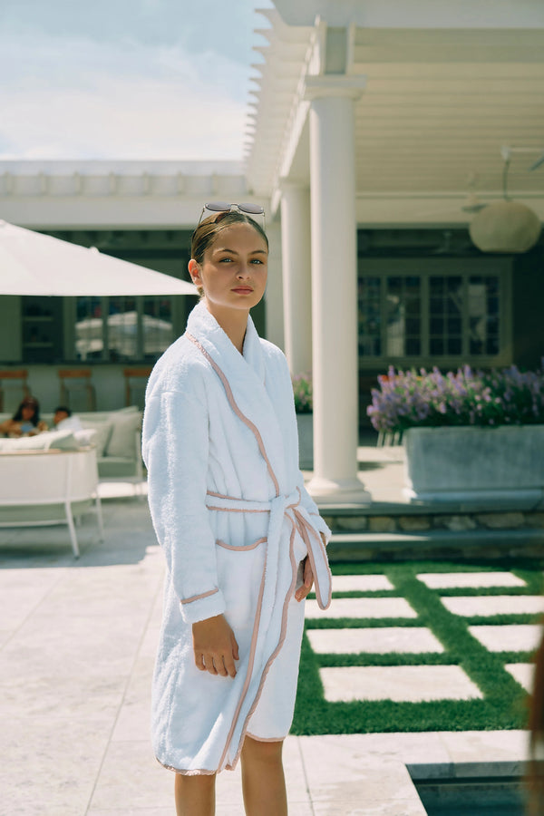 The Signature Robe - Mauve Scallop